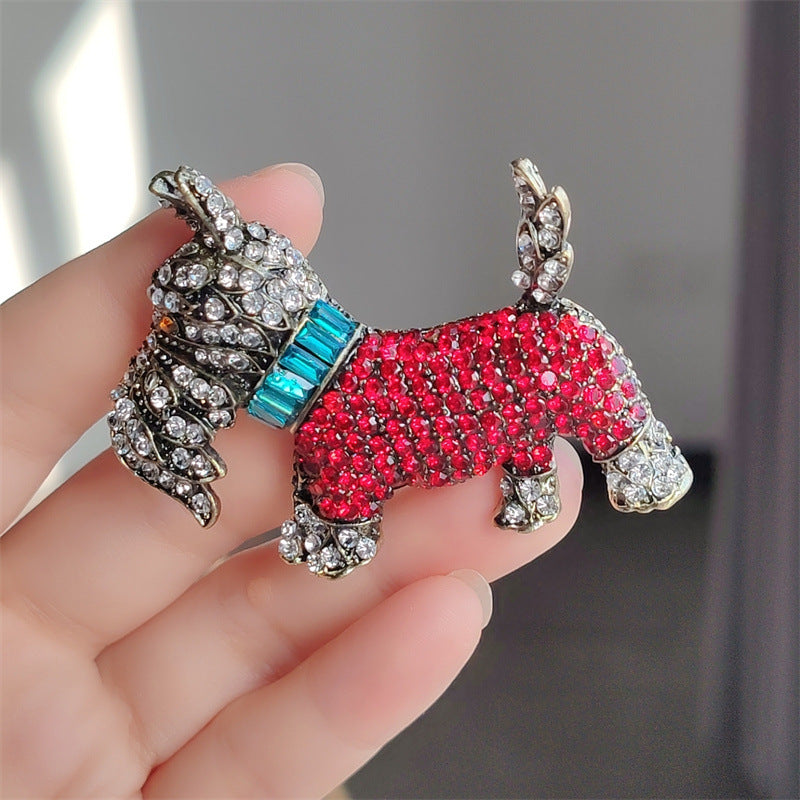 Charming animal brooch with rhinestones 1