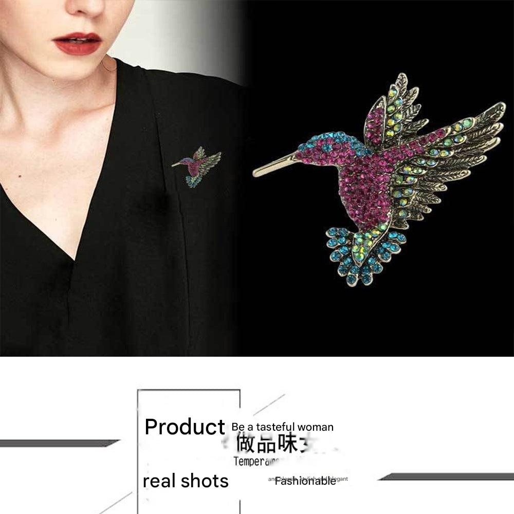Charming animal-themed brooch