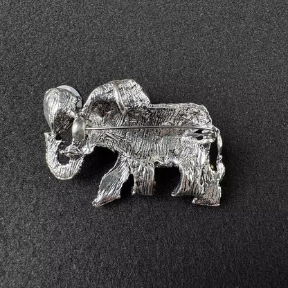 elephant brooch with rhinestones image 1