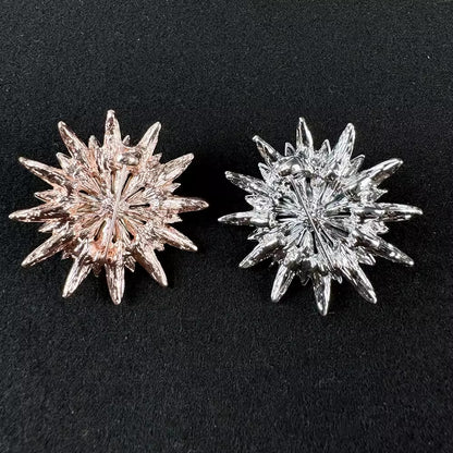 elegant accessory for clothing