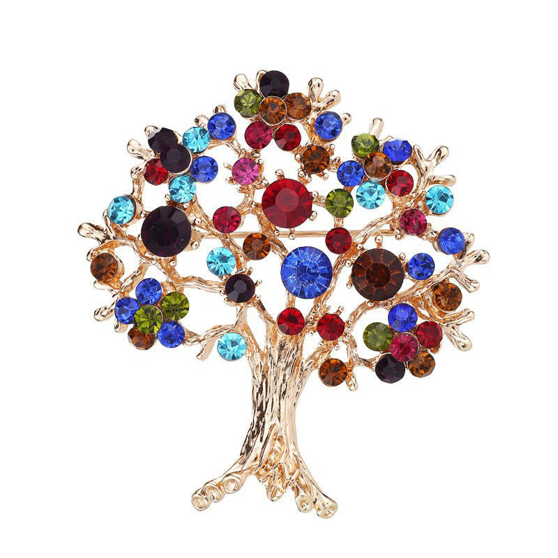 Owl motif pin brooch