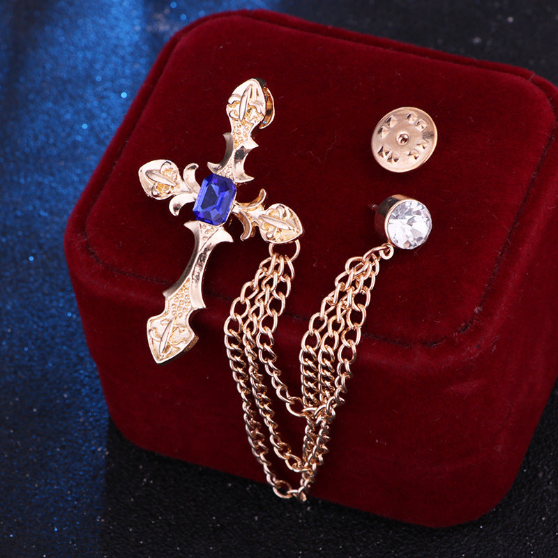 Stylish rhinestone brooch for formal wear