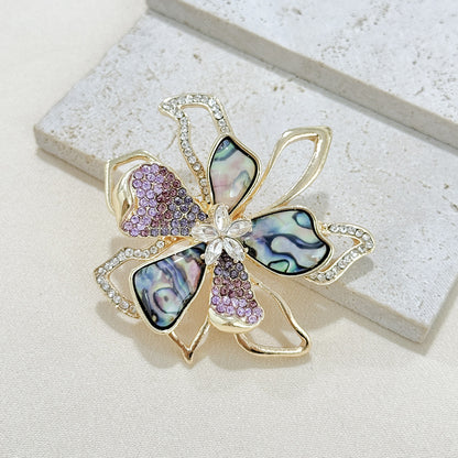 Rhinestone bowknot brooch on a coat