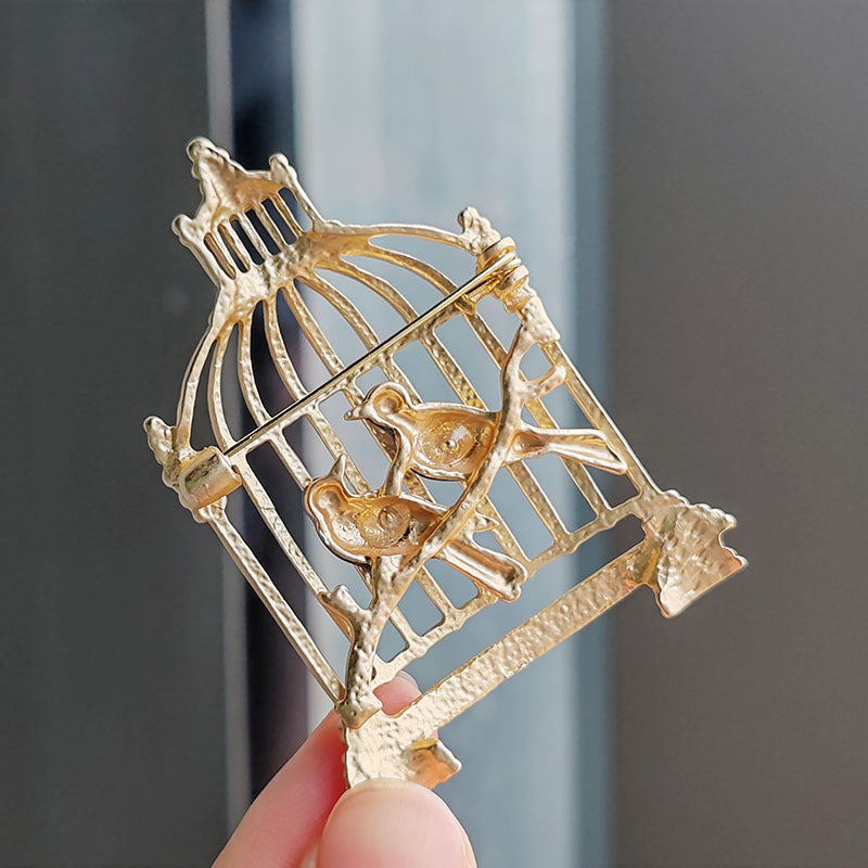 Fashionable animal jewelry for gifts